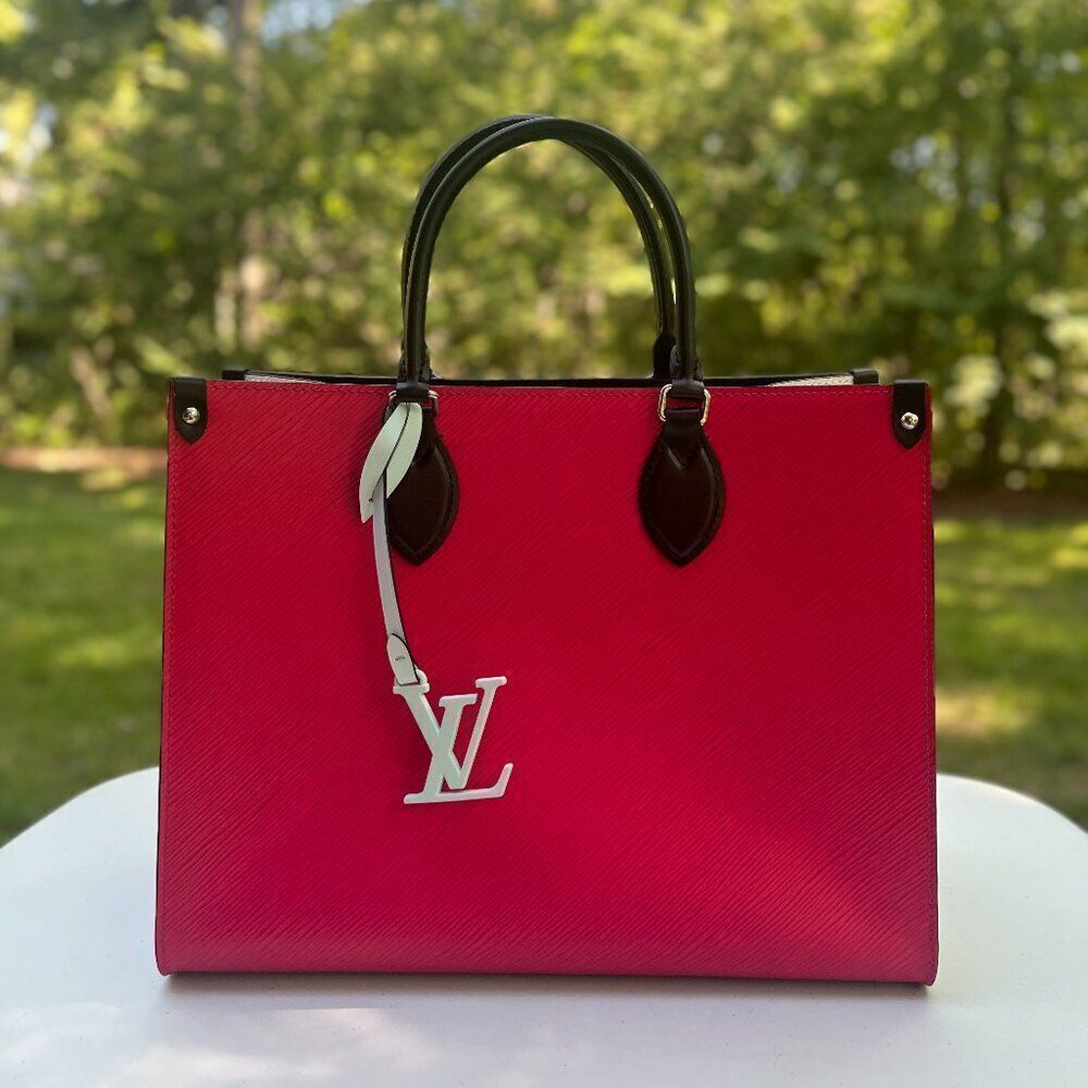 Louis Vuitton Epi Onthego MM in Grenade White Tote Shoulder Handbag